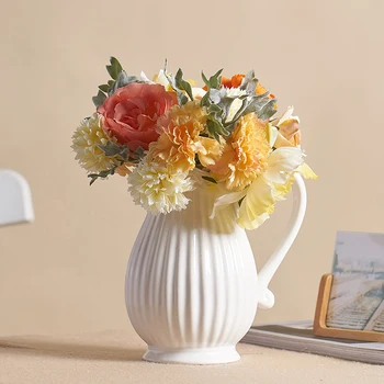 Керамическая ваза для украшения обеденного стола в гостиной во французском скандинавском стиле Ins Wind Белая с широким горлышком и рельефной столешницей Изображение
