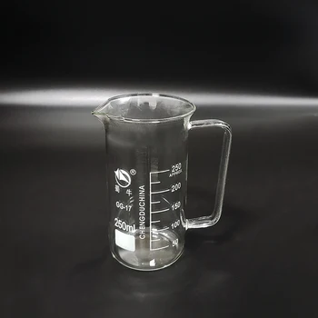 Высокий стакан с ручкой, вместимость 250 мл, наружный диаметр = 63 мм, высота = 126 мм, лабораторный стакан Изображение